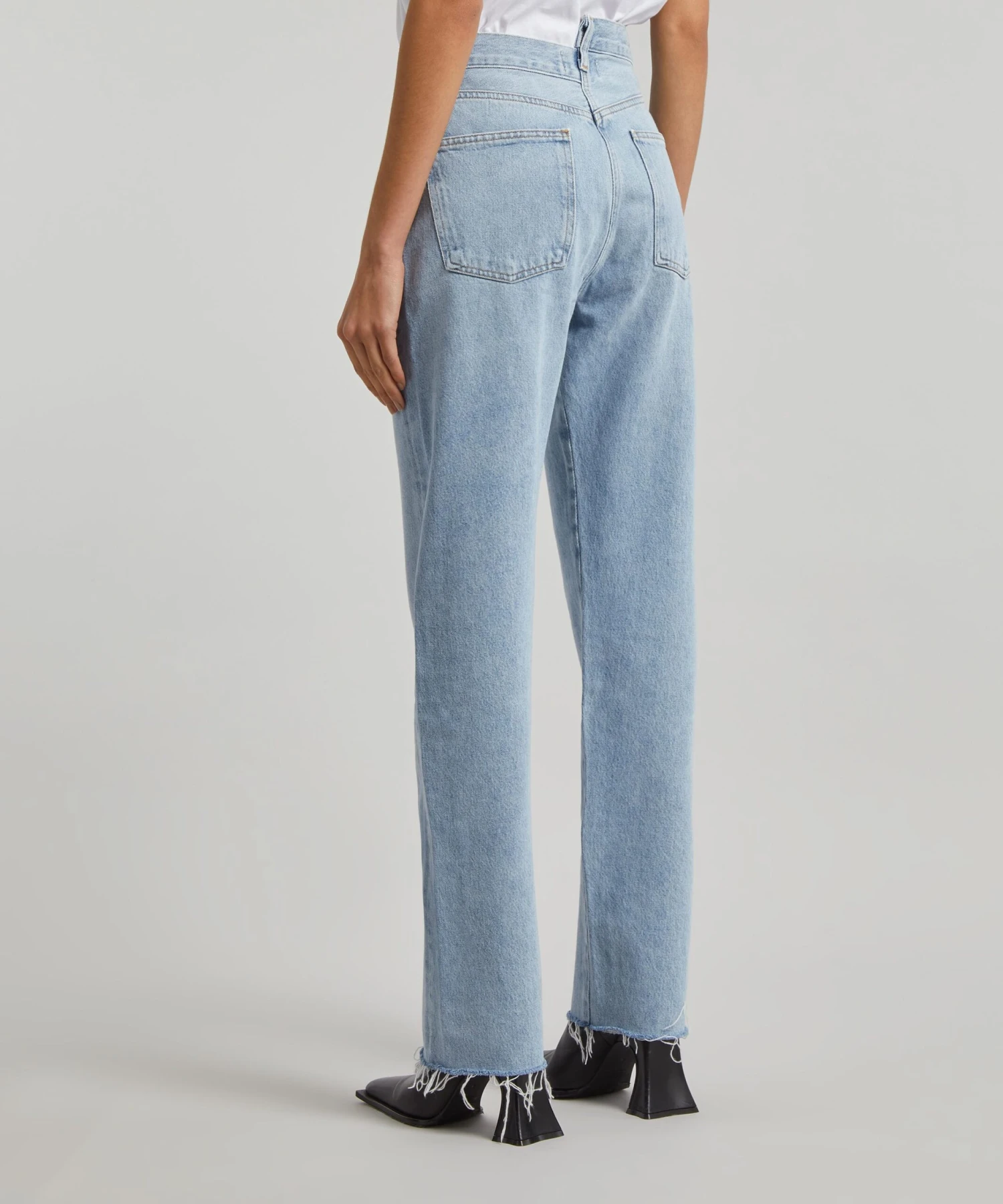 AGOLDE CrissCriss Cross Straight Mid-Rise Jeans 4 AGOLDE CrissCriss Cross Straight Mid-Rise Jeans - Image 4