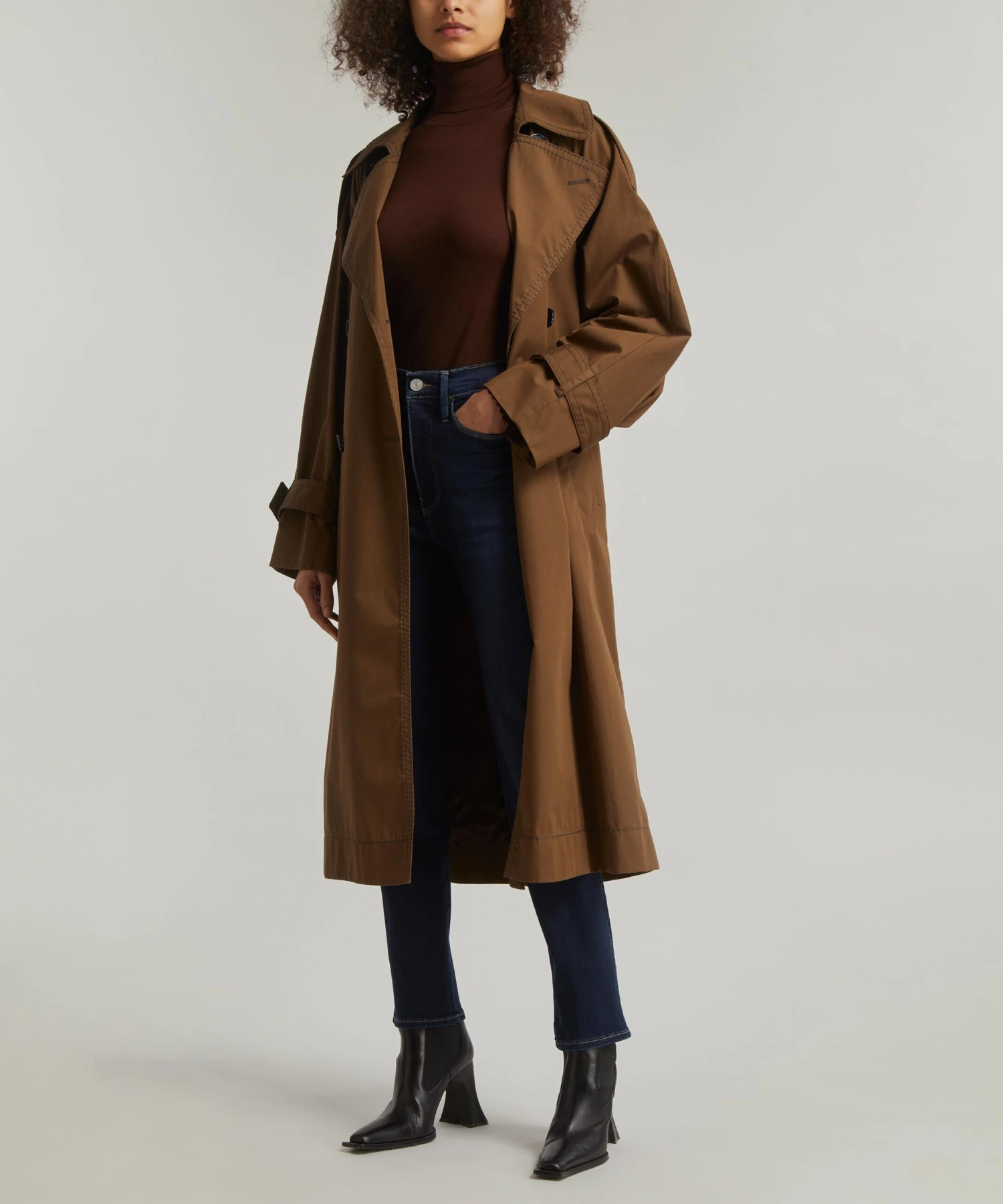 FRAME Le Sylvie Slim-Fit Jeans 2 FRAME Le Sylvie Slim-Fit Jeans - Image 2