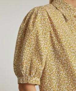 Liberty Feather Meadow Tana Lawn™ Cotton Puff Sleeve Shirt 9 Liberty Feather Meadow Tana Lawn™ Cotton Puff Sleeve Shirt -Farm Rio || Liberty || Paloma Wool Shop 000783538 R516287006 5