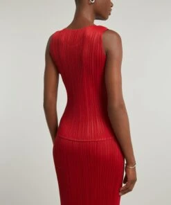 NEW COLOURFUL BASICS Red Pleated Top -Farm Rio || Liberty || Paloma Wool Shop 000784342 R517866006 4